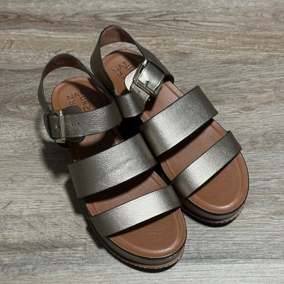 Naturalizer platform, leather sandals size 9.5w 9 1/2 wide bronze - Picture 3 of 8